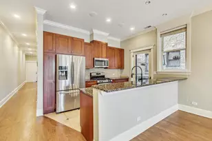 4721 N Malden St, Chicago, IL 60640 - Photo 8