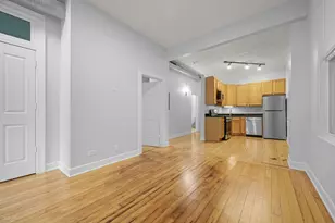 825 N Winchester Ave, Chicago, IL 60622 - Photo 2