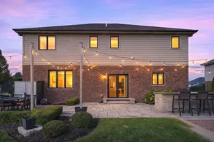 22959 Maddeline Ln, Frankfort, IL 60423 - Photo 2
