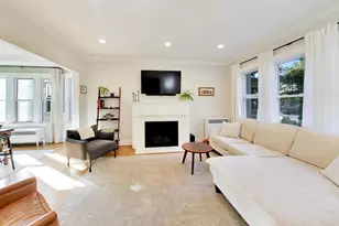 4039 N Harding Ave, Chicago, IL 60618 - Photo 4