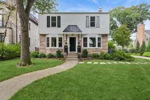 738 S Home Ave, Park Ridge, IL 60068 - Photo 2