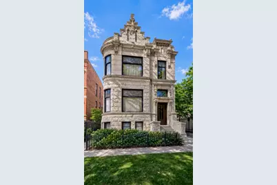 1648 N Leavitt Street, Chicago, IL 60647 - Photo 1