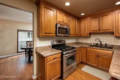 904 Weatherbee Avenue, Downers Grove, IL 60516 - Photo 8