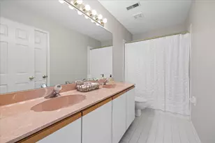 11458 Ashley Woods Dr, Westchester, IL 60154 - Photo 20