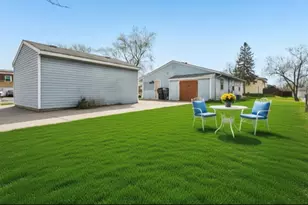 3520 School Dr, Country Club Hills, IL 60478 - Photo 4