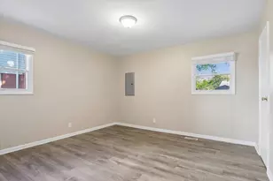 517 Sherwood Dr, Streamwood, IL 60107 - Photo 12