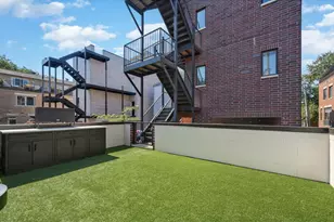 2745 N Greenview Ave, Chicago, IL 60614 - Photo 22