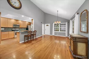 34439 N Hickory Ln, Round Lake, IL 60073 - Photo 8