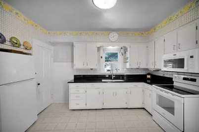 207 Sophia Street, West Chicago, IL 60185 - Photo 14