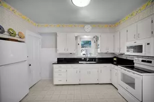 207 Sophia St, West Chicago, IL 60185 - Photo 14