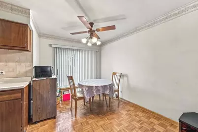 17W678 Kirkland Lane, Villa Park, IL 60181 - Photo 18