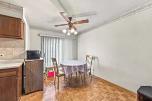 17W678 Kirkland Ln, Villa Park, IL 60181 - Photo 18