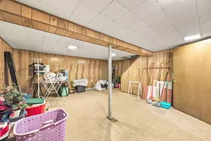 17W678 Kirkland Ln, Villa Park, IL 60181 - Photo 26