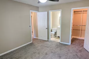 103 Marble Hill Ct, Schaumburg, IL 60193 - Photo 8