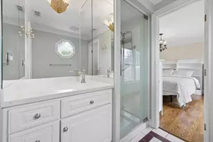 1330 Maple Ave, Downers Grove, IL 60515 - Photo 18