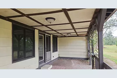 1610 W McCord Street, Centralia, IL 62801 - Photo 4