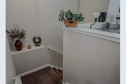 211 N Sunset Lane, Addison, IL 60101 - Photo 16