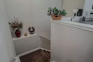 211 N Sunset Ln, Addison, IL 60101 - Photo 16