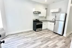 2224 S Sacramento Ave, Chicago, IL 60623 - Photo 2