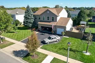 2002 Kennedy Dr, McHenry, IL 60050 - Photo 2
