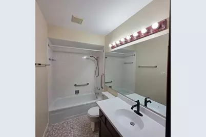1 Stony Creek Drive #1B, Palos Hills, IL 60465 - Photo 12