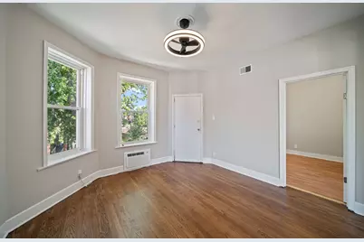 624 N Monticello Avenue #2, Chicago, IL 60624 - Photo 2
