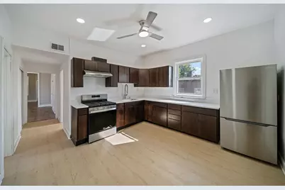 624 N Monticello Avenue #2, Chicago, IL 60624 - Photo 10