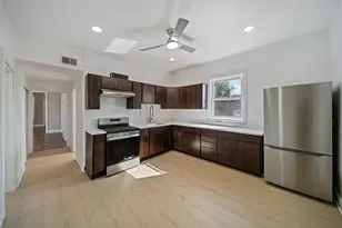 624 N Monticello Ave, Chicago, IL 60624 - Photo 10
