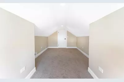 2234 Gunderson Avenue, Berwyn, IL 60402 - Photo 12