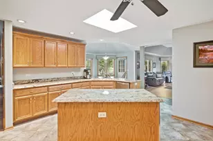 2896 Tanaga Basin, New Lenox, IL 60451 - Photo 12