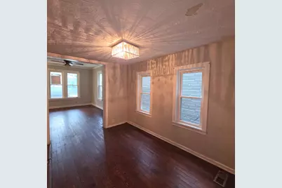 11566 S Lafayette Avenue, Chicago, IL 60628 - Photo 8