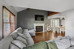 15713 Danford Ln, Orland Park, IL 60462 - Photo 2