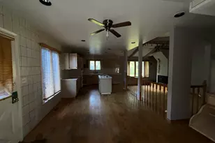 1222 Laurel Ln, Schaumburg, IL 60193 - Photo 6