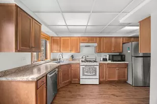 6413 Oak Forest Ave, Tinley Park, IL 60477 - Photo 6
