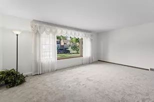 1715 N 76th Ave, Elmwood Park, IL 60707 - Photo 6
