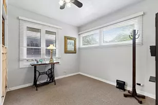 125 N Park Blvd, Glen Ellyn, IL 60137 - Photo 30