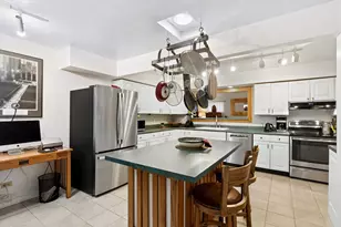 125 N Park Blvd, Glen Ellyn, IL 60137 - Photo 20