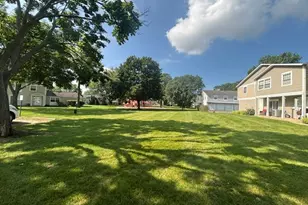 1242 Oboe Ct, Wheeling, IL 60090 - Photo 2