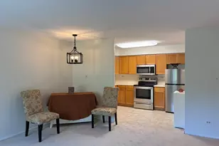 201 S Maple Ave, Oak Park, IL 60302 - Photo 12