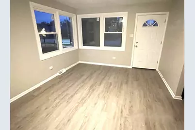 2905 140th Place, Blue Island, IL 60406 - Photo 2