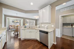 840 Voyage Way, Elgin, IL 60124 - Photo 8