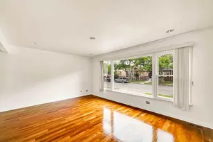 2725 N Oak Park Ave, Chicago, IL 60707 - Photo 6