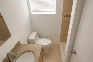 2725 N Oak Park Ave, Chicago, IL 60707 - Photo 14