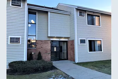600 Bayside Drive #5, Palatine, IL 60074 - Photo 1