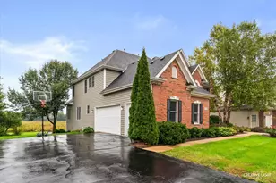 3N709 E Laura Ingalls Wilder Rd, Saint Charles, IL 60175 - Photo 2