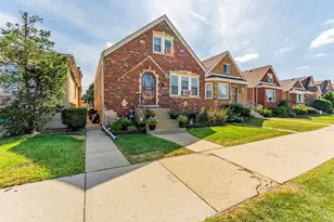 4019 W 57th St, Chicago, IL 60629 - Photo 2