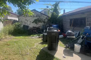 3771 W Pippin St, Chicago, IL 60652 - Photo 6