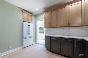 1227 Highland Ave, Berwyn, IL 60402 - Photo 12