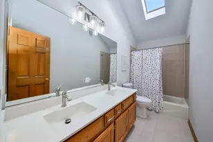 40W725 Aberdeen Ln, Saint Charles, IL 60175 - Photo 20