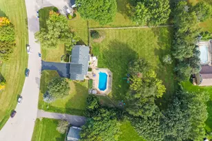 40W725 Aberdeen Ln, Saint Charles, IL 60175 - Photo 32